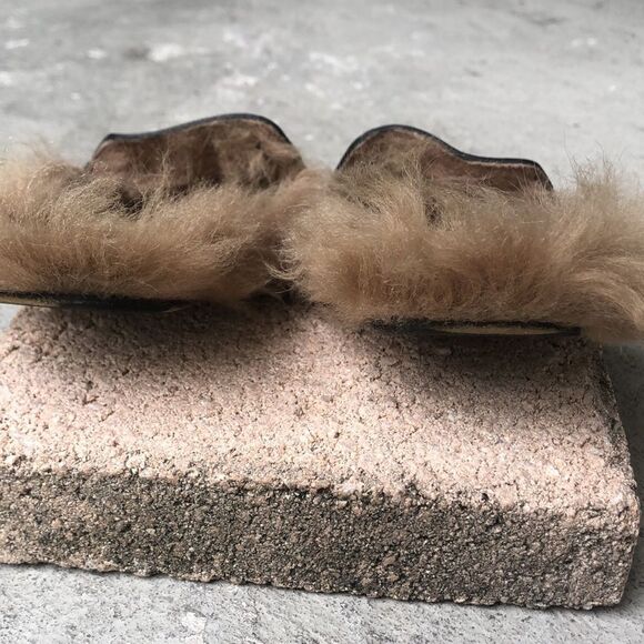 Gucci slides w/fur - Picture 6 of 11